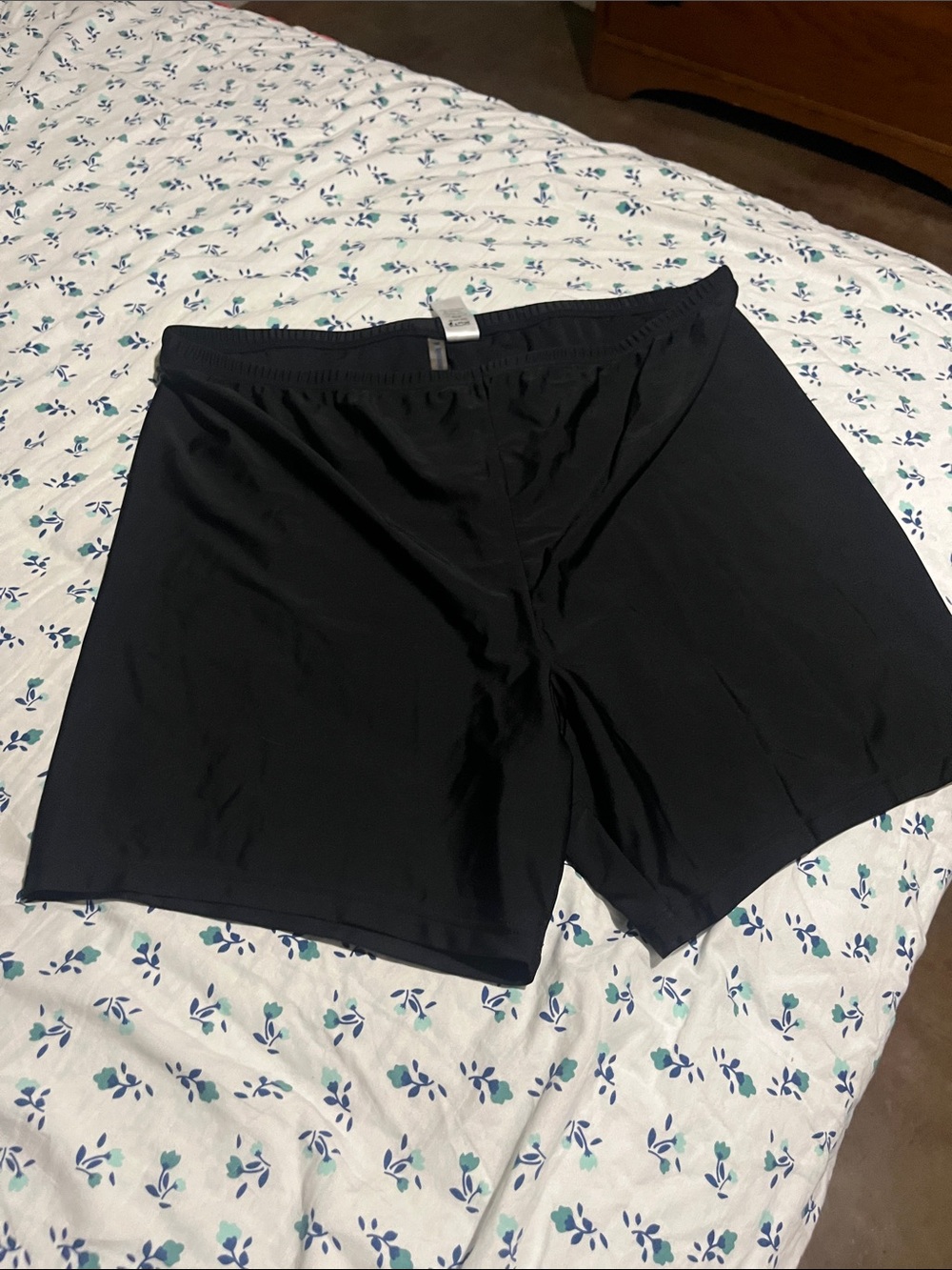 Women’s Black Swim bottom Lightweight Chlorine-Resistant Design